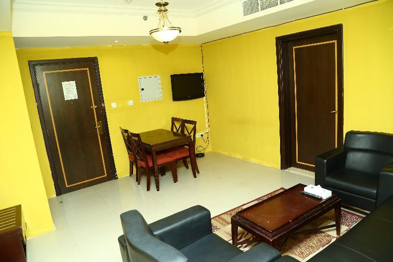 Golden Square Hotel Apartments Dubai Dış mekan fotoğraf