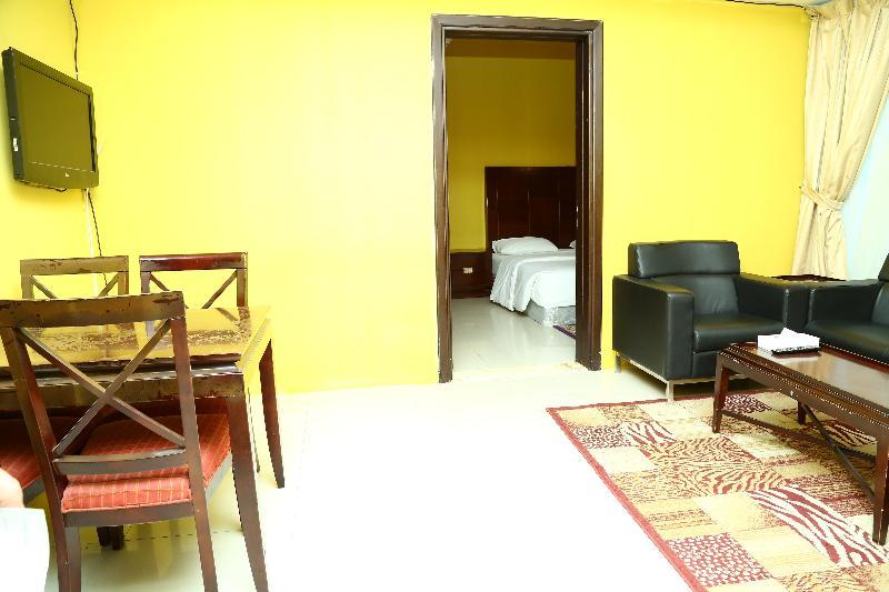Golden Square Hotel Apartments Dubai Dış mekan fotoğraf