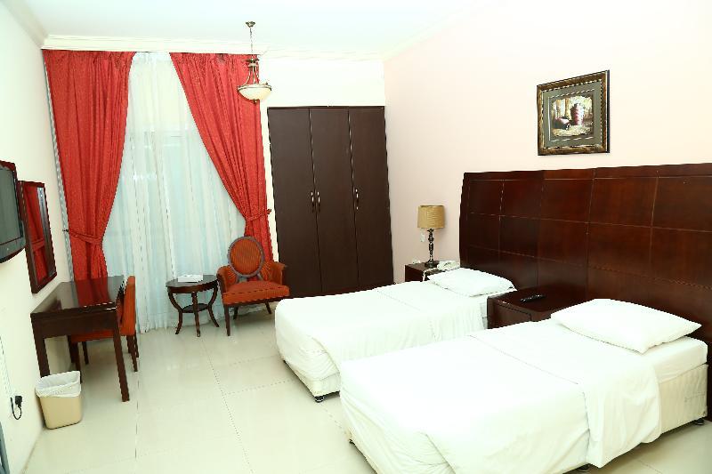 Golden Square Hotel Apartments Dubai Dış mekan fotoğraf