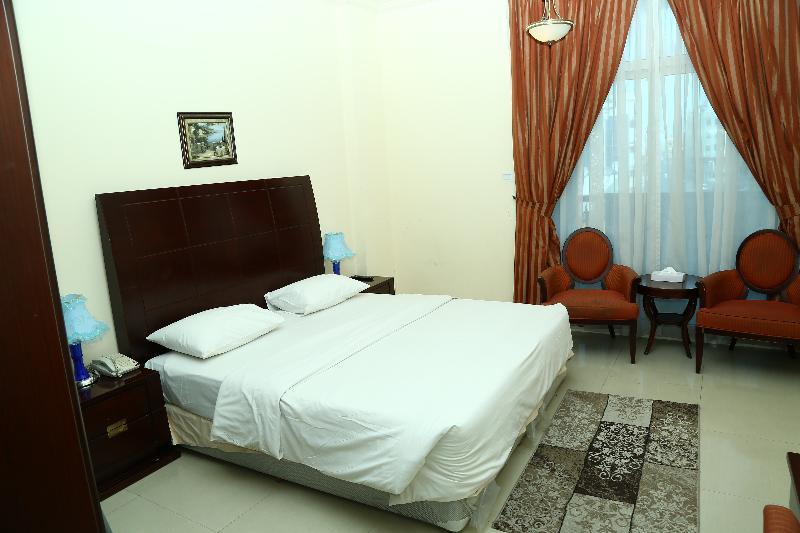 Golden Square Hotel Apartments Dubai Dış mekan fotoğraf
