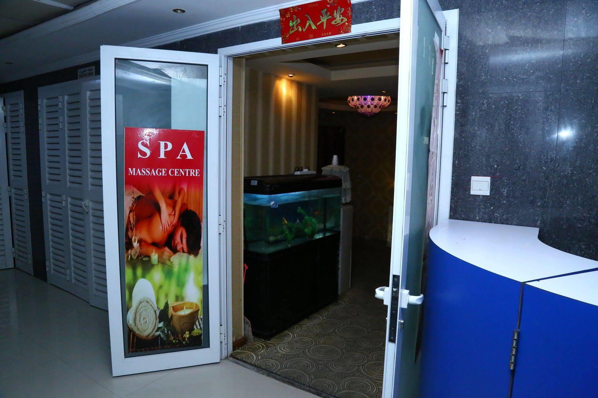 Golden Square Hotel Apartments Dubai Dış mekan fotoğraf