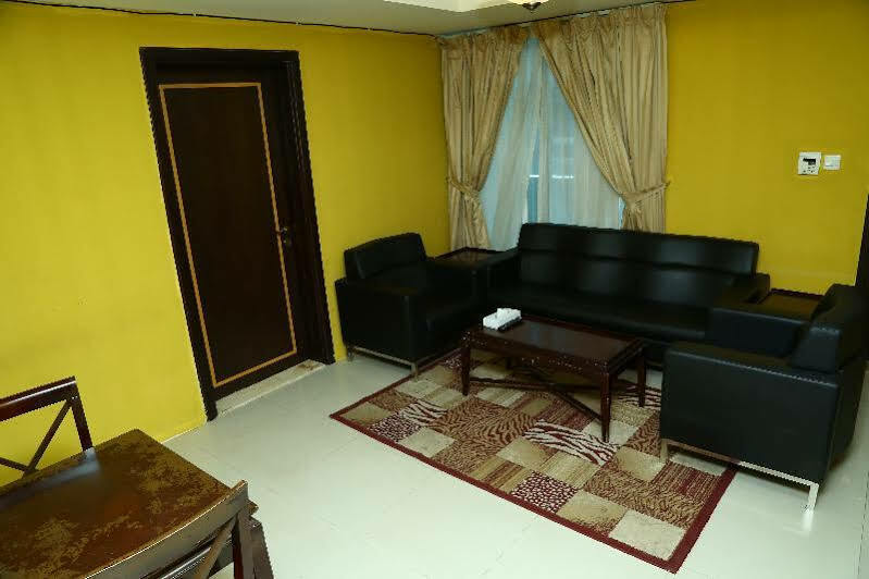 Golden Square Hotel Apartments Dubai Dış mekan fotoğraf